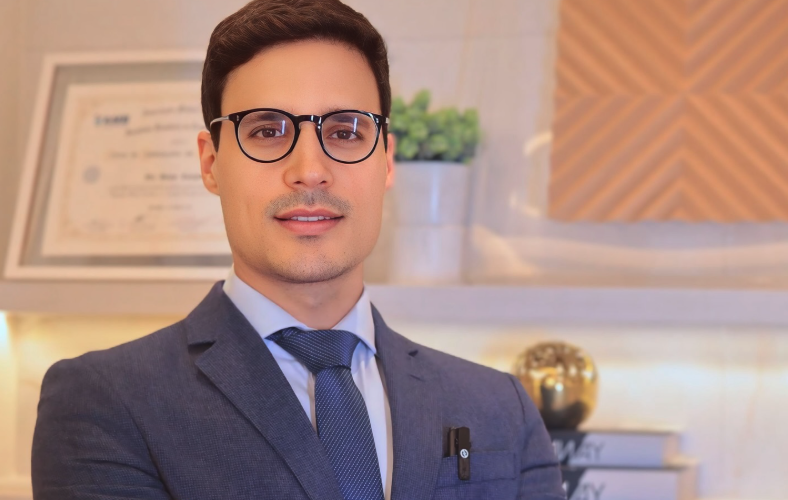 Abdominoplastia HD, Lipoaspiração e Mais: Os Procedimentos de Destaque com Dr. Adriano Fernandes