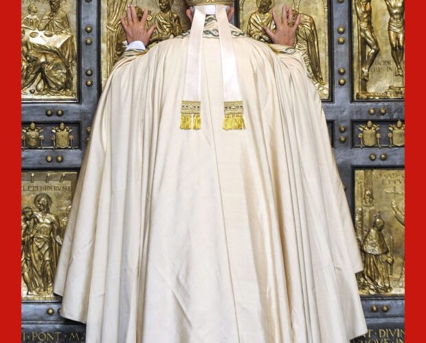 Descubra o simbolismo por trás das vestimentas do papa