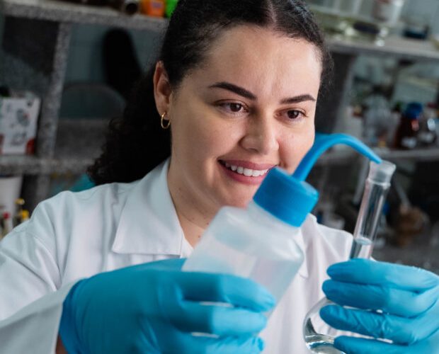 Vencedoras do Prêmio Para Mulheres na Ciência revelam seus projetos inovadores.