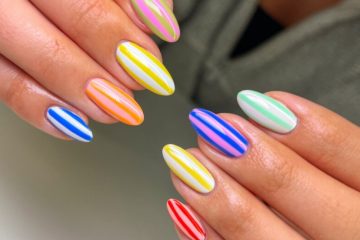 Estilo de unhas com listras de toalha de praia são a sensação do verão