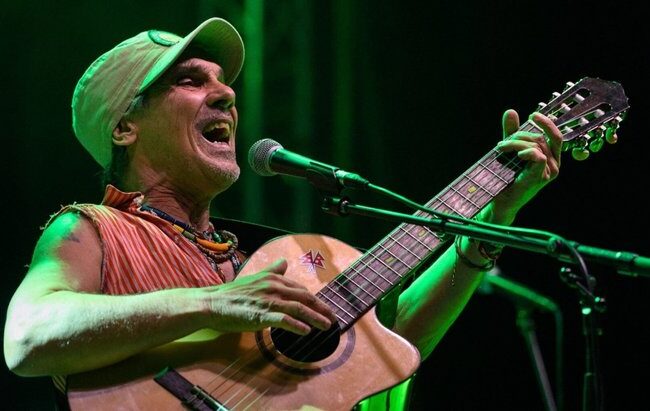 Vem ao Brasil para série de shows inéditos