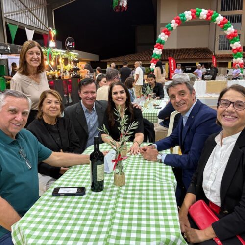 Sabor e Tradição da Itália à Luz da Lua